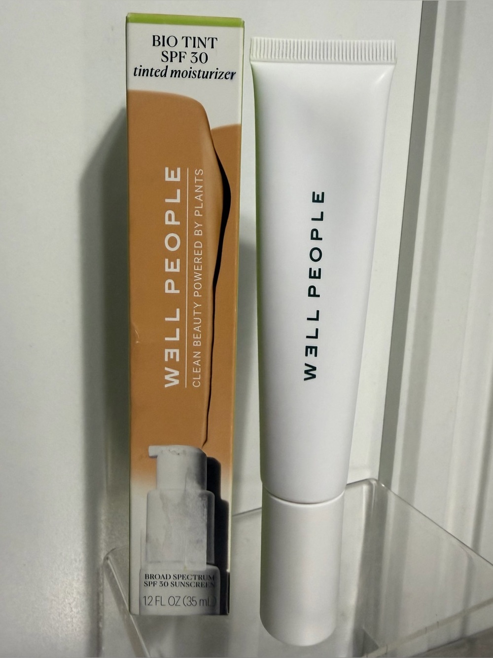 WELL PEOPLE Bio Tint SPF 30 Tinted Moisturizer ~ Shade 5N ~ New in Box